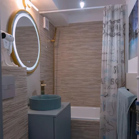 Luna Luxury Apartment *