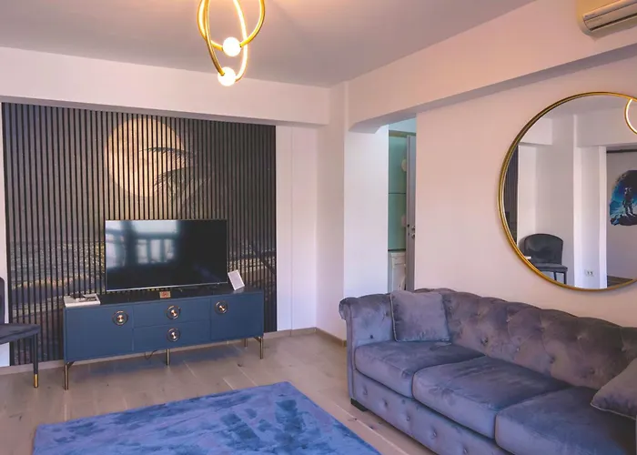 Luna Luxury Apartament *